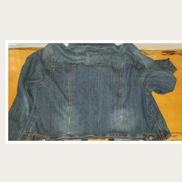 Jean Jacket - Picture 2 of 2